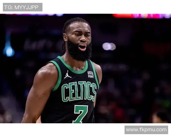 杰伦威廉姆斯的崛起之路：从新秀到NBA明星的奋斗故事