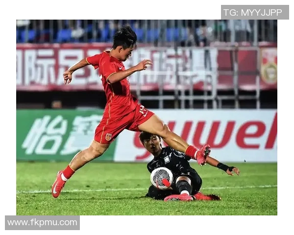 深圳与广州恒大足球对决直播全程回顾及精彩瞬间分析