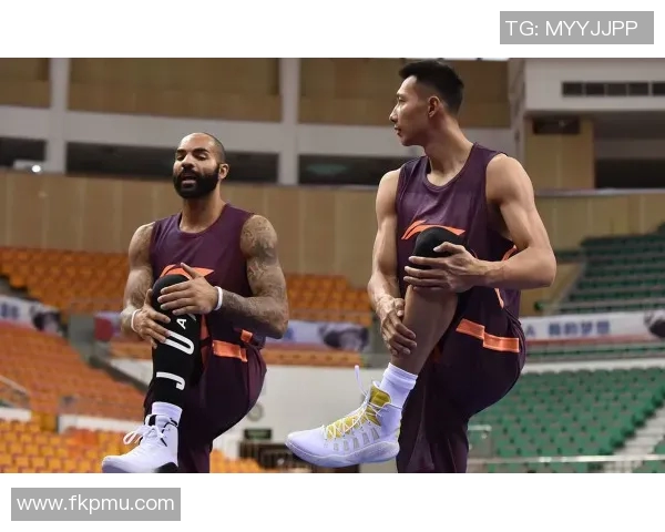 任骏飞领衔球队奋战新赛季展现无限潜力与拼搏精神的篮球之路 任骏飞领衔球队奋战新赛季展现无限潜力与拼搏精神的篮球之路