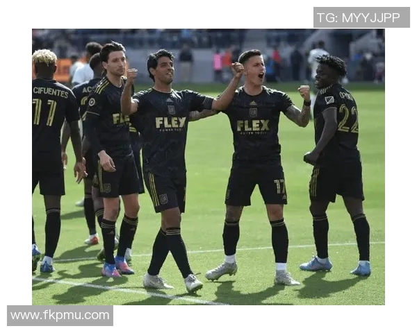 美职联洛杉矶队迎战科罗拉多队激战即将上演球迷期待的精彩对决 美职联洛杉矶队迎战科罗拉多队激战即将上演球迷期待的精彩对决