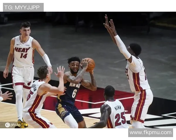 鹈鹕与勇士激战五场精彩回顾球员表现与战术分析全景呈现